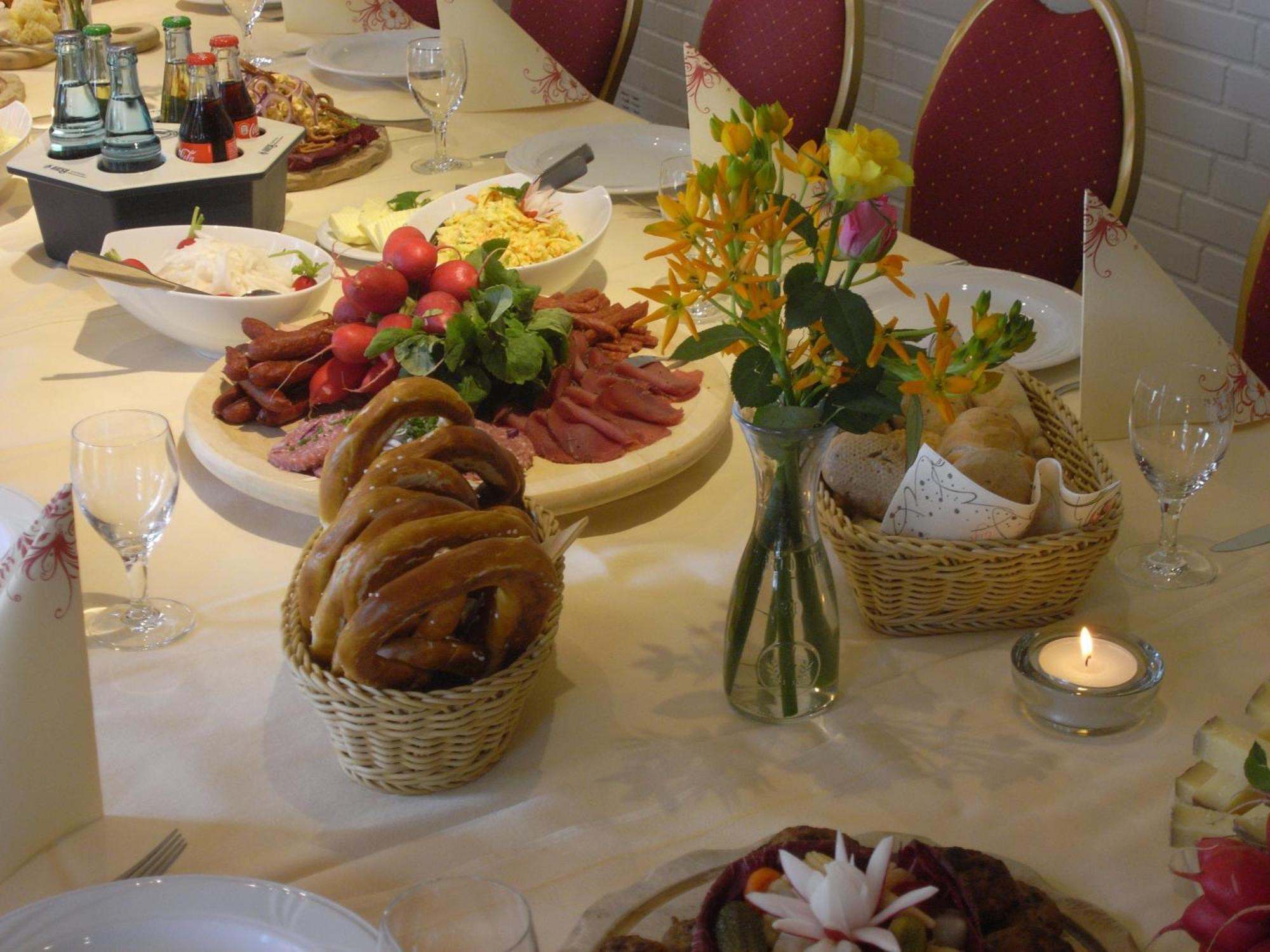 Land-Gut-Hotel Restaurant Kreuz Meyer Stuhr Bagian luar foto
